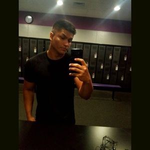 Meet your Posher, Jonathan